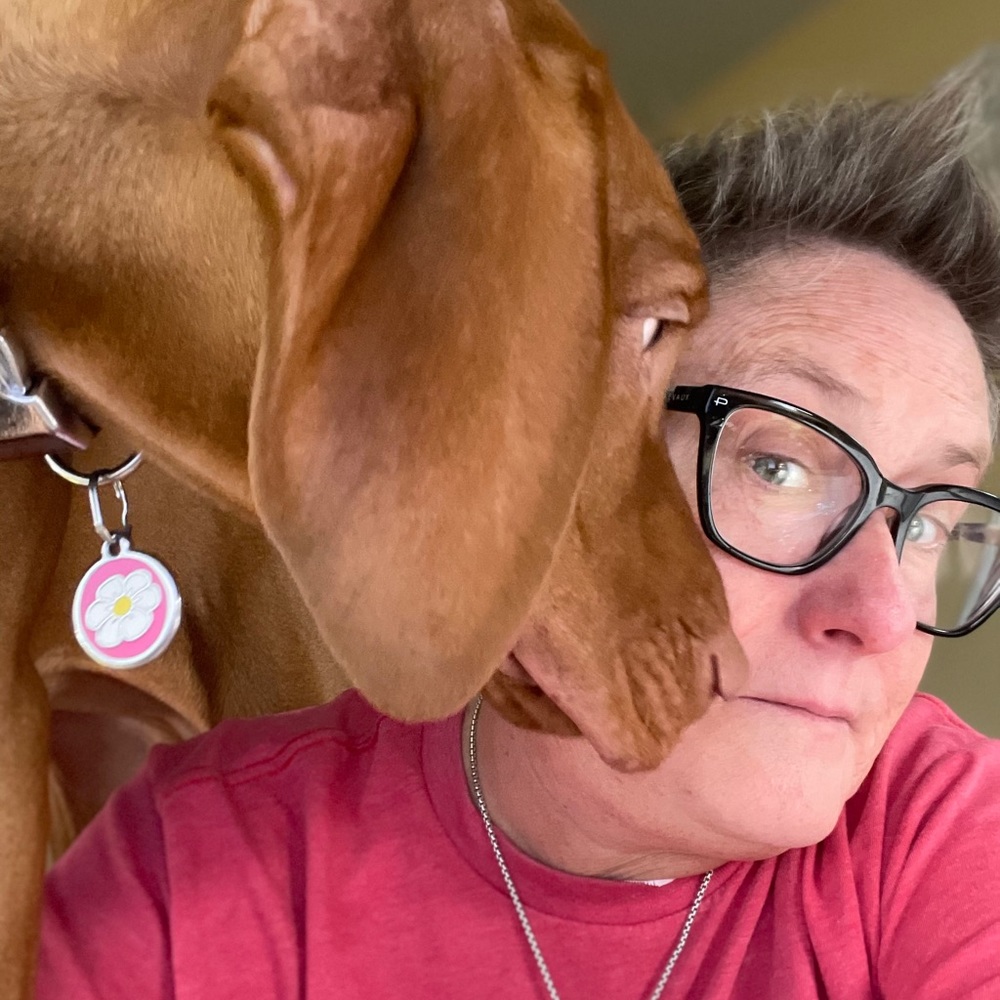 Meet your Posher, Pam